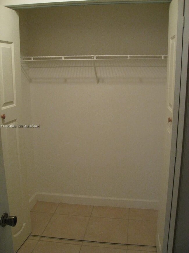 Building Photo - 4650 NW 97th Ct