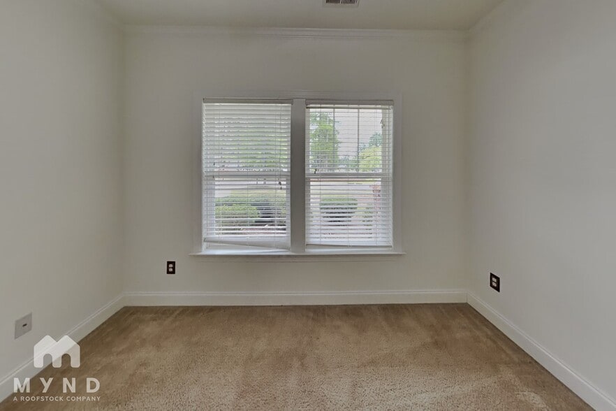 Building Photo - 105 Leesville Loop