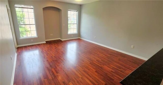 Building Photo - One Bedroom Rental