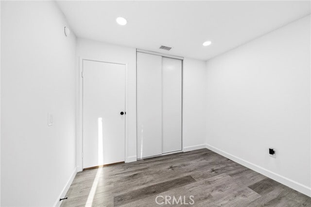 Building Photo - 5050 Brooklawn Pl