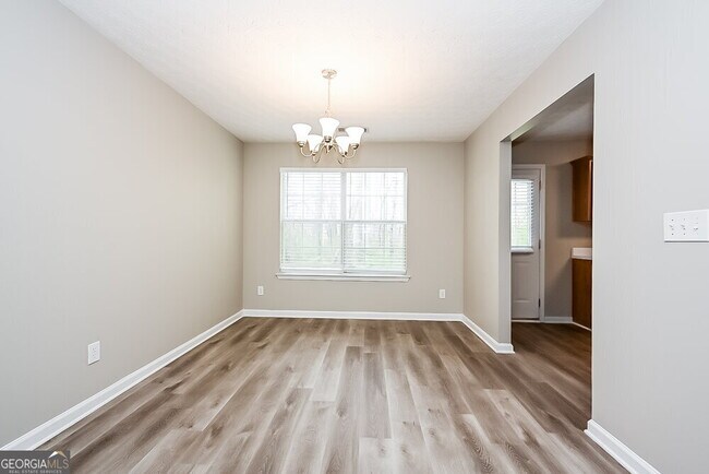 Building Photo - 896 Madison Ct