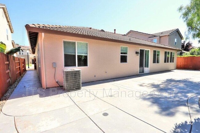 Building Photo - 150 Allaire Cir