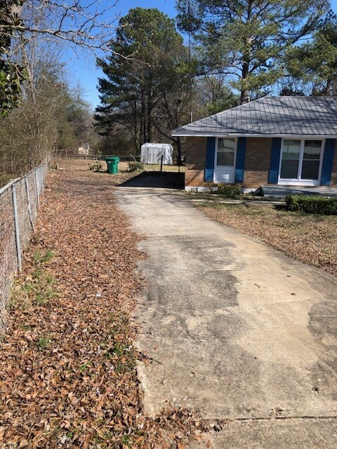 Building Photo - 152 Kendrick Ct