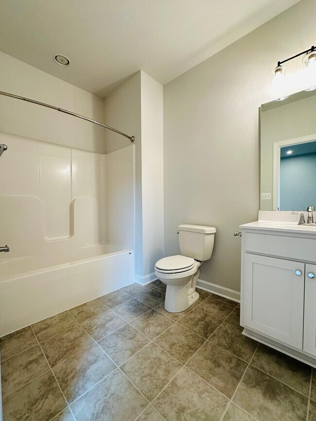 Building Photo - 3223 Horizon Rd