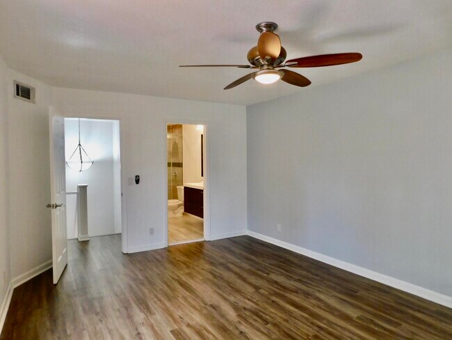 Building Photo - 4155 Turnberry Cir