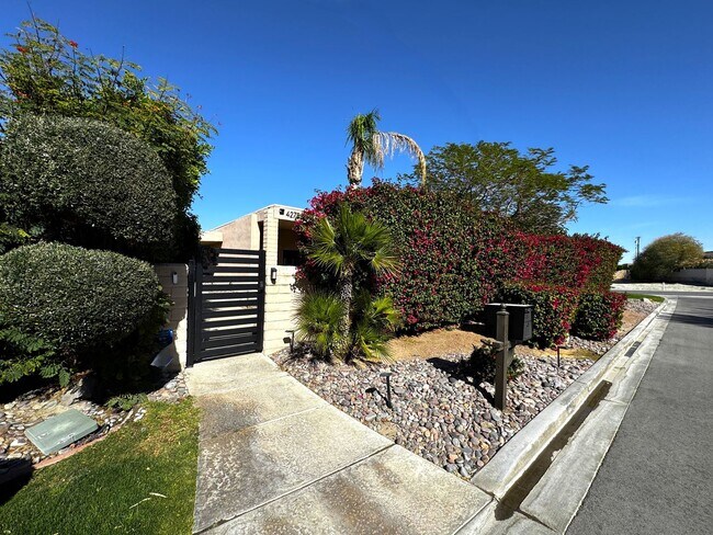 Building Photo - COMING SOON!! GORGEOUS 2 Bed 2 Bath Home in BERMUDA DUNES!