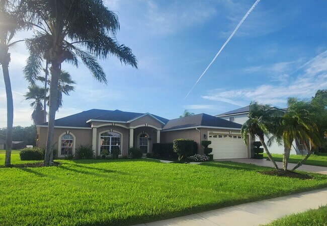 Primary Photo - Charming 3 Bedroom 2 Bath Home - Sawgrass ...