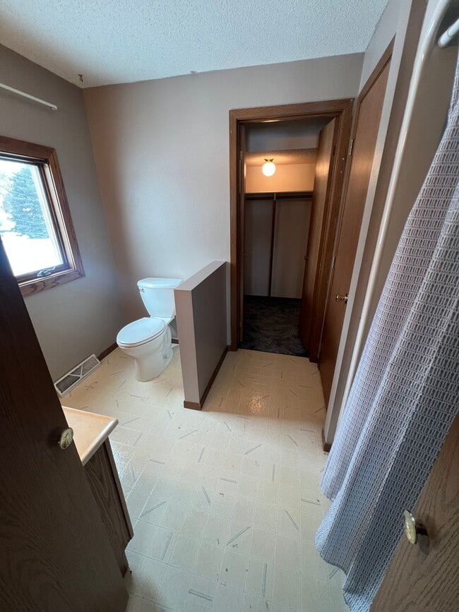 Building Photo - 2397 N Roosevelt St