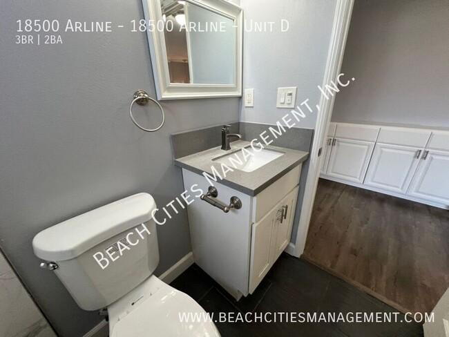 Building Photo - Remodeled 3 Bed, 2.5 Bath Town Home with A...