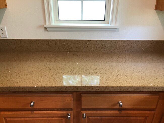 Building Photo - 5304 Colodny Dr