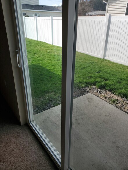 Building Photo - 5209 E Upriver Dr