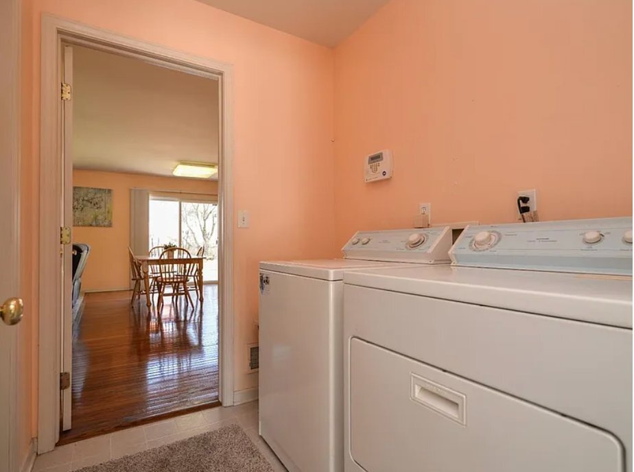 Building Photo - 4079 Crystal Creek Dr