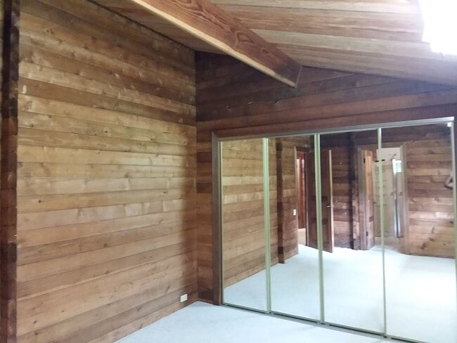 Building Photo - Oye, Alton M. and Brandie L. - Mamalahoa