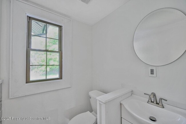 Building Photo - 309 Park Ave