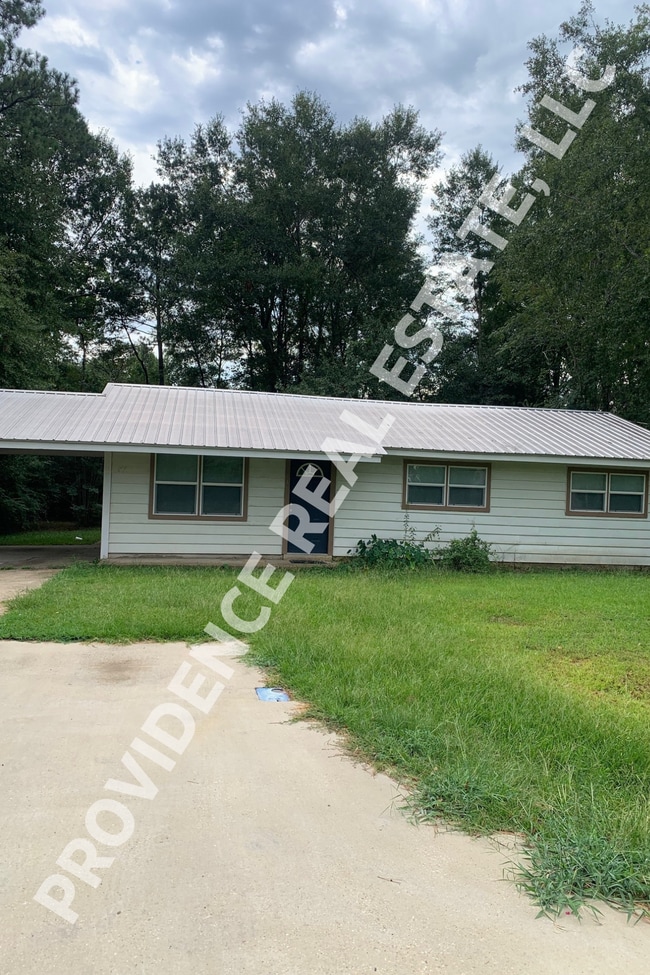 Primary Photo - 114 E Hilly Ave