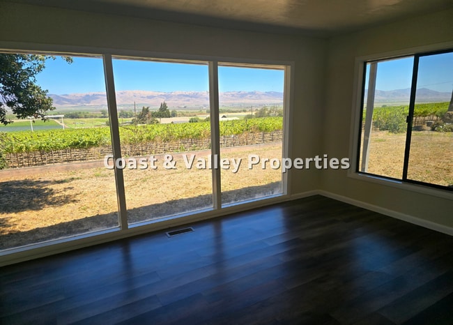 Building Photo - River Road Property for RENT!!!