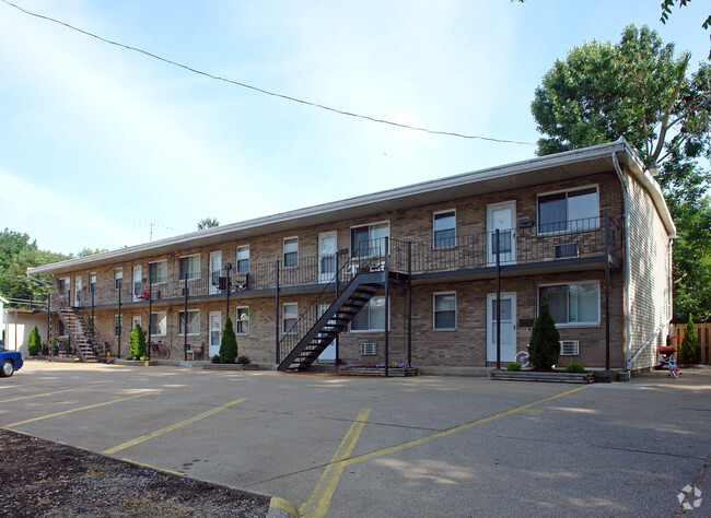 Building Photo - Huntington Village Apartments