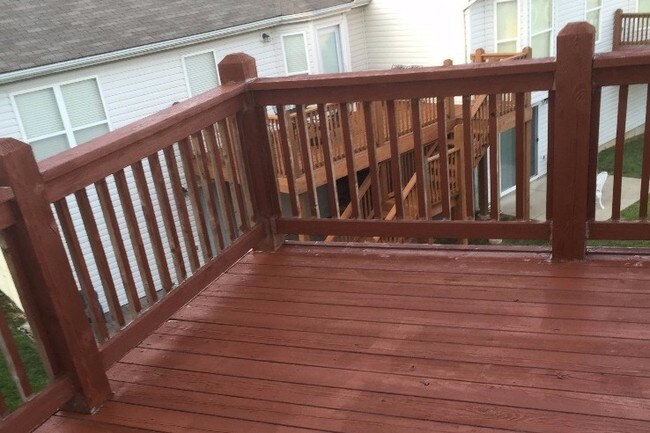 Building Photo - 1350 Parkview Estates Dr