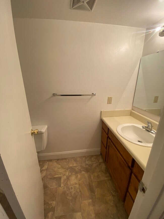 Building Photo - 2869 Blairstone Ct