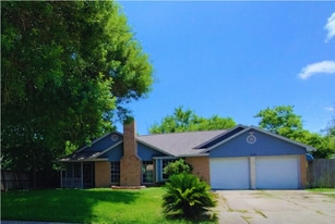 Building Photo - 5205 Winding Brook Dr