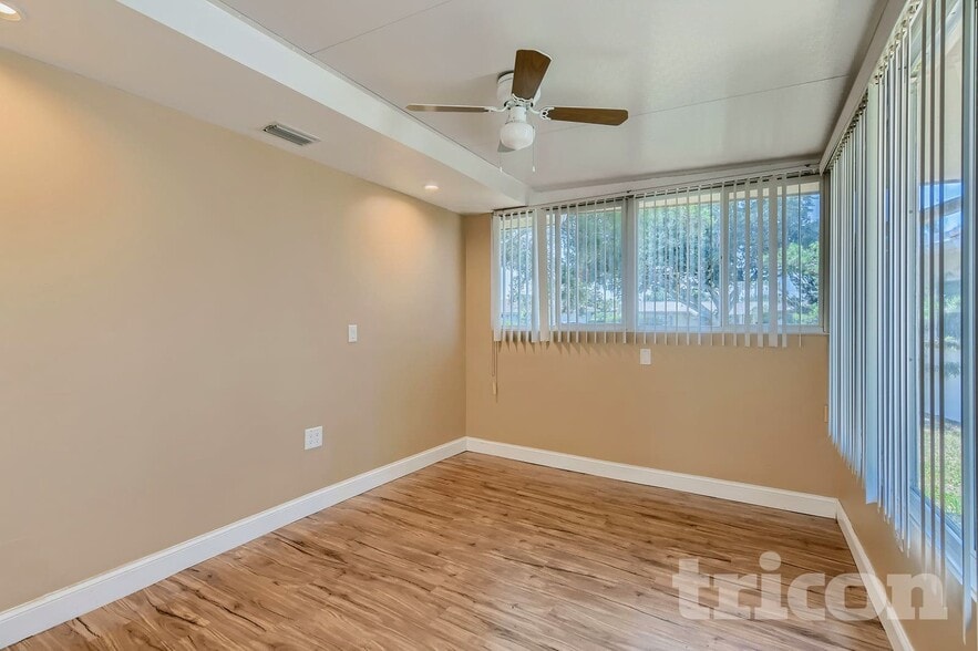 Building Photo - 10326 Hetrick Cir E