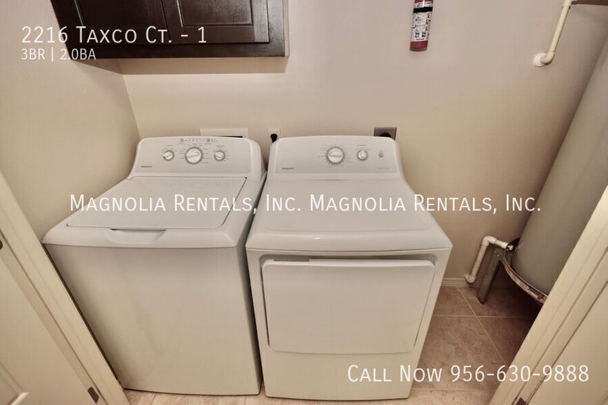 Building Photo - 2216 Taxco Ct