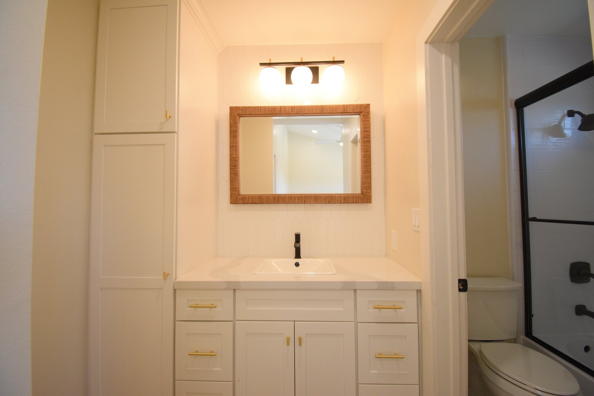 Building Photo - 1312 S Pacific St