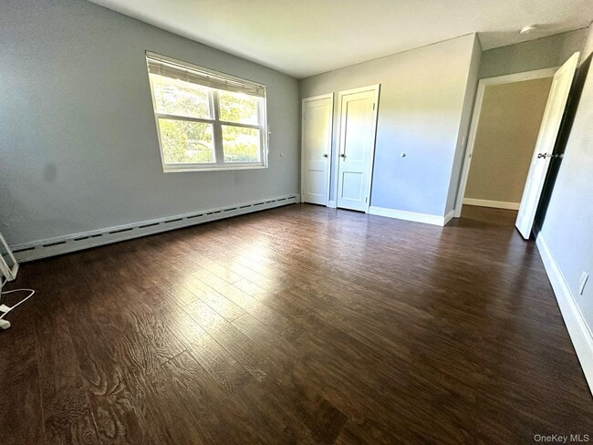 Building Photo - 56 Deer Dr