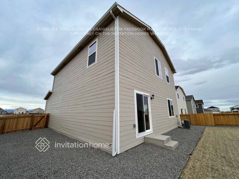 Building Photo - 7334 Green River Ave