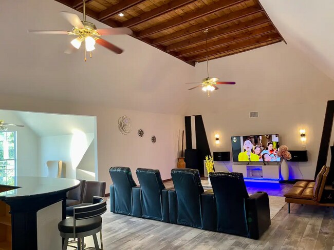 Building Photo - 1508 Schober Rd