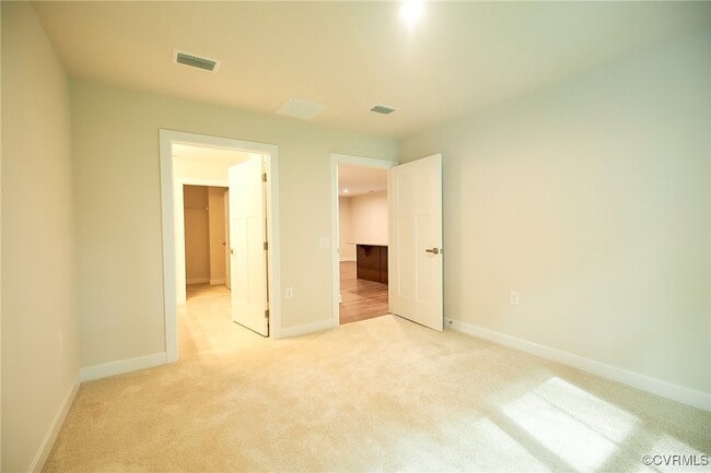 Building Photo - 5400 Addison Gate Dr