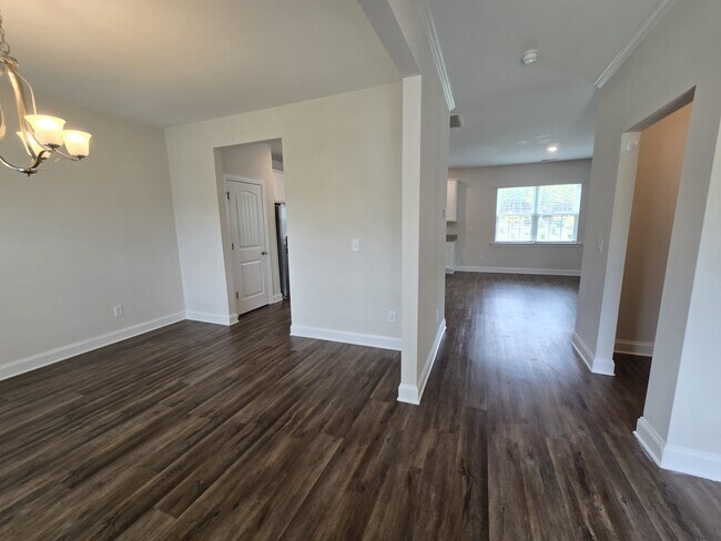 Building Photo - 344 Quarryrock Rd