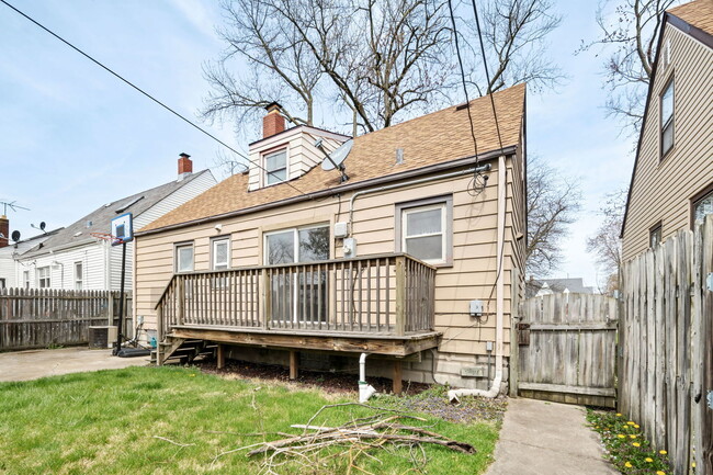 Building Photo - 3633 178th St