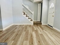 Building Photo - 8134 Mid Haven Rd