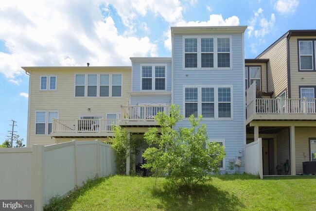 Building Photo - 522 Red Raspberry Terrace SE