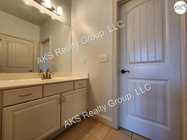 Building Photo - 3051 Eagle Ridge Ln