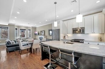 Building Photo - 355 K St