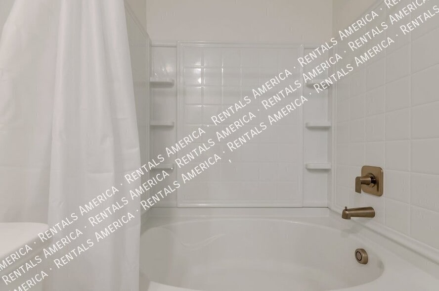 Building Photo - 9221 N Peridot Vis Ave