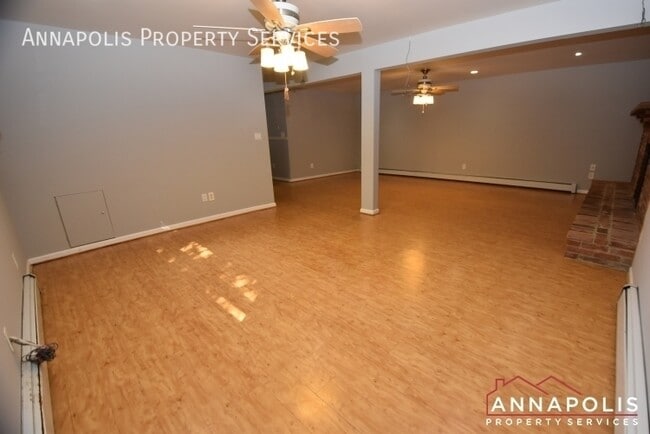 Building Photo - 127 Riverview Ave