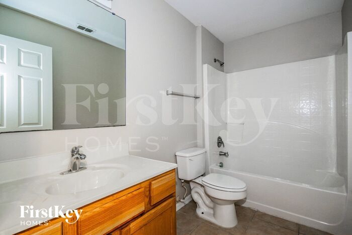 Building Photo - 3437 Sleepy Hill Oaks St