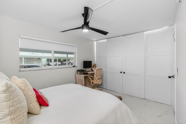 Building Photo - 322 N Federal Hwy