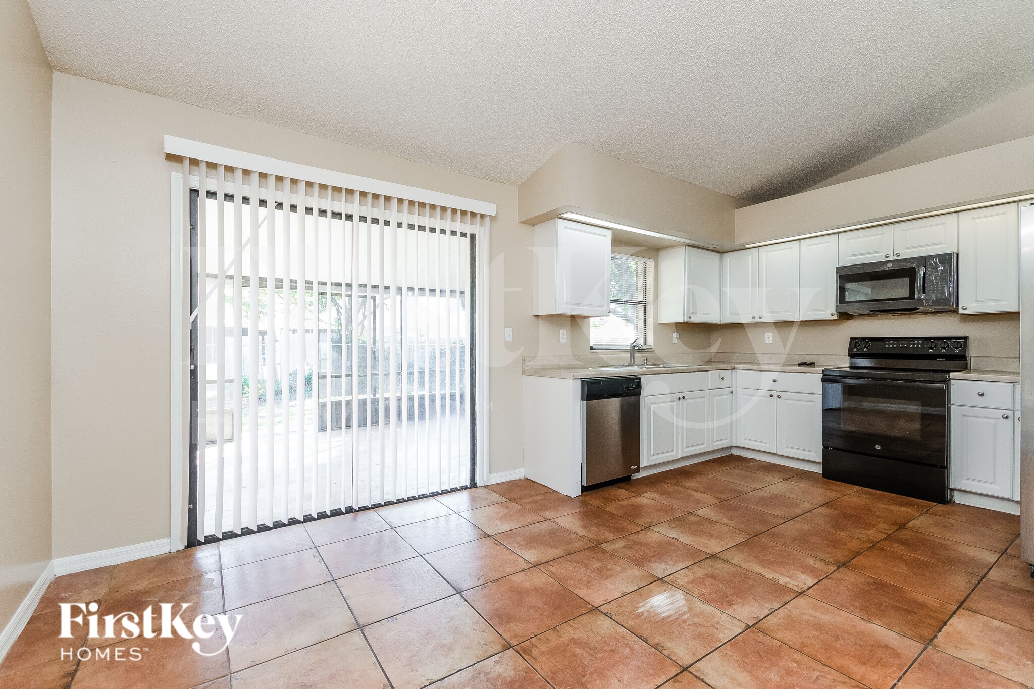 Building Photo - 708 Dromedary Dr