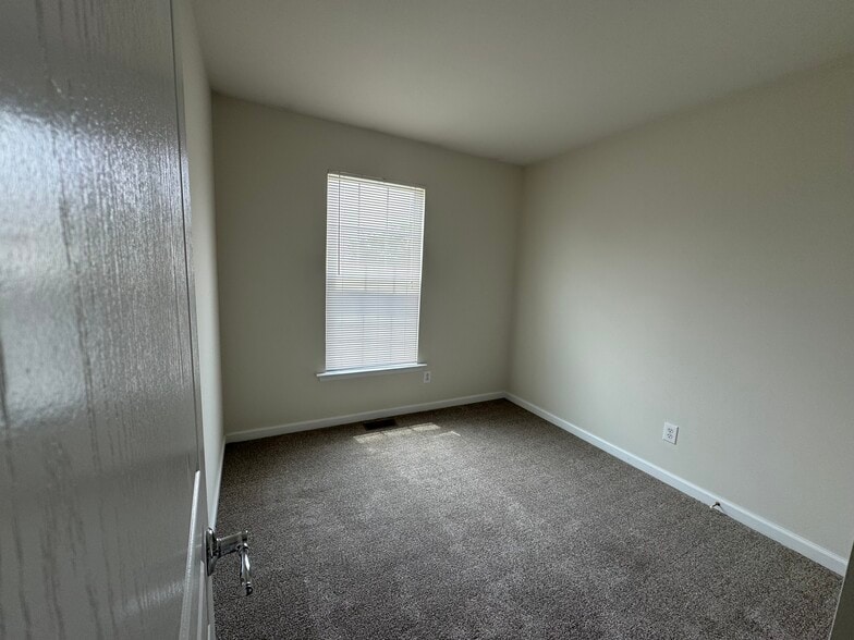 Bedroom 2 - 1540 Artisan Ct