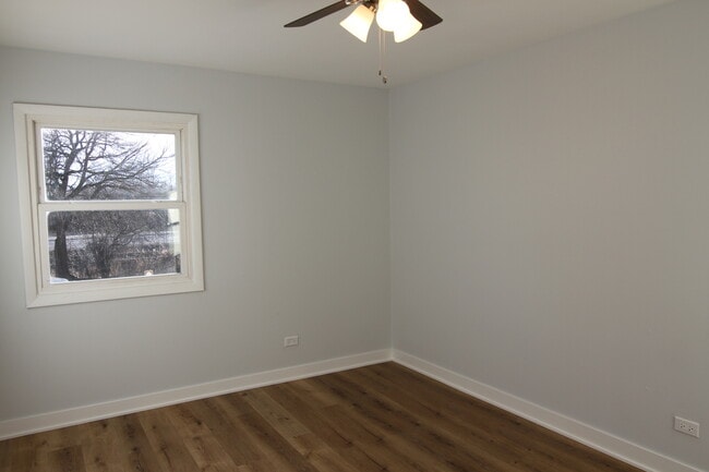 Building Photo - 184 Betty Ct