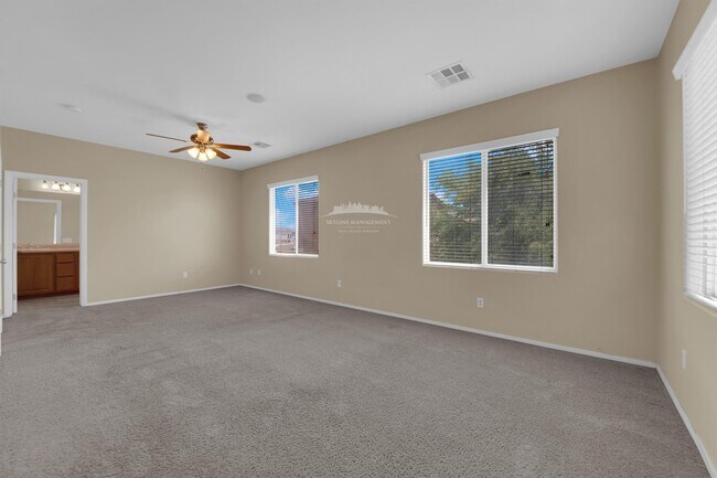 Building Photo - 680 Forest Peak St
