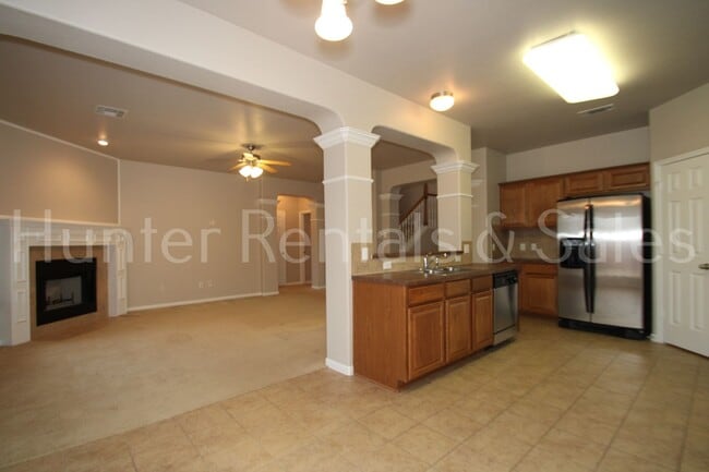 Building Photo - Bridgewood Beauty