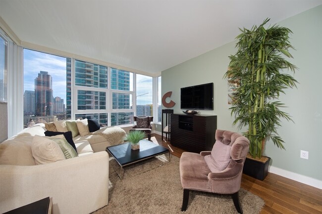 Building Photo - Ultimate Luxury Living: Fully Furnished Co...