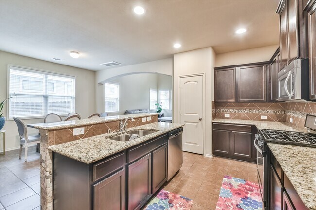 Building Photo - 18226 Chianti Ridge Dr