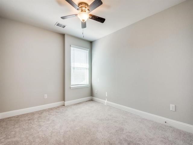 Building Photo - 409 Carnaby Ct
