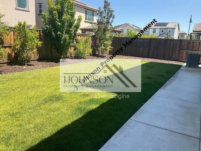 Building Photo - 2717 Rabbit Holw Dr